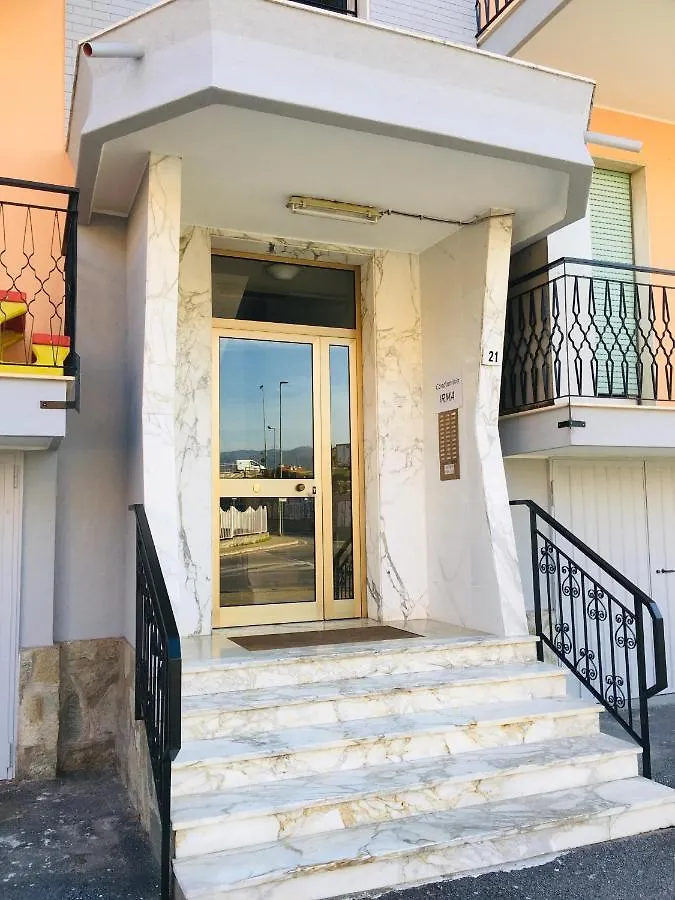 Condominio Irma Borghetto Santo Spirito Apartment